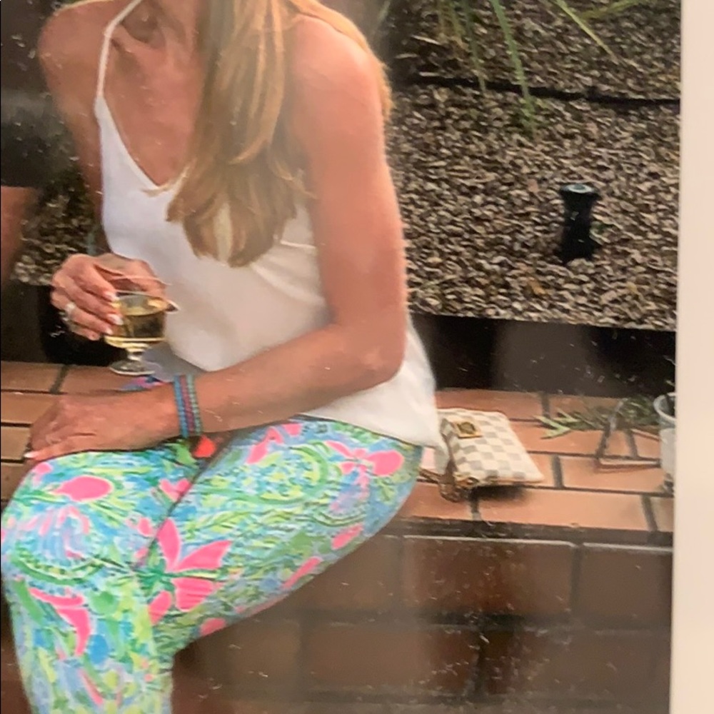 White top - Picture 5 of 5